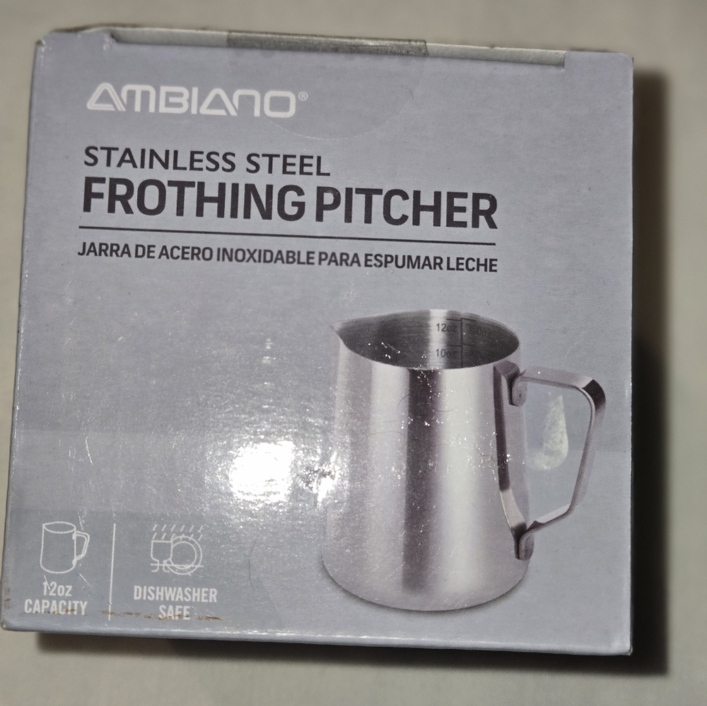 12oz Steaming Pitcher - Picture 2 of 3